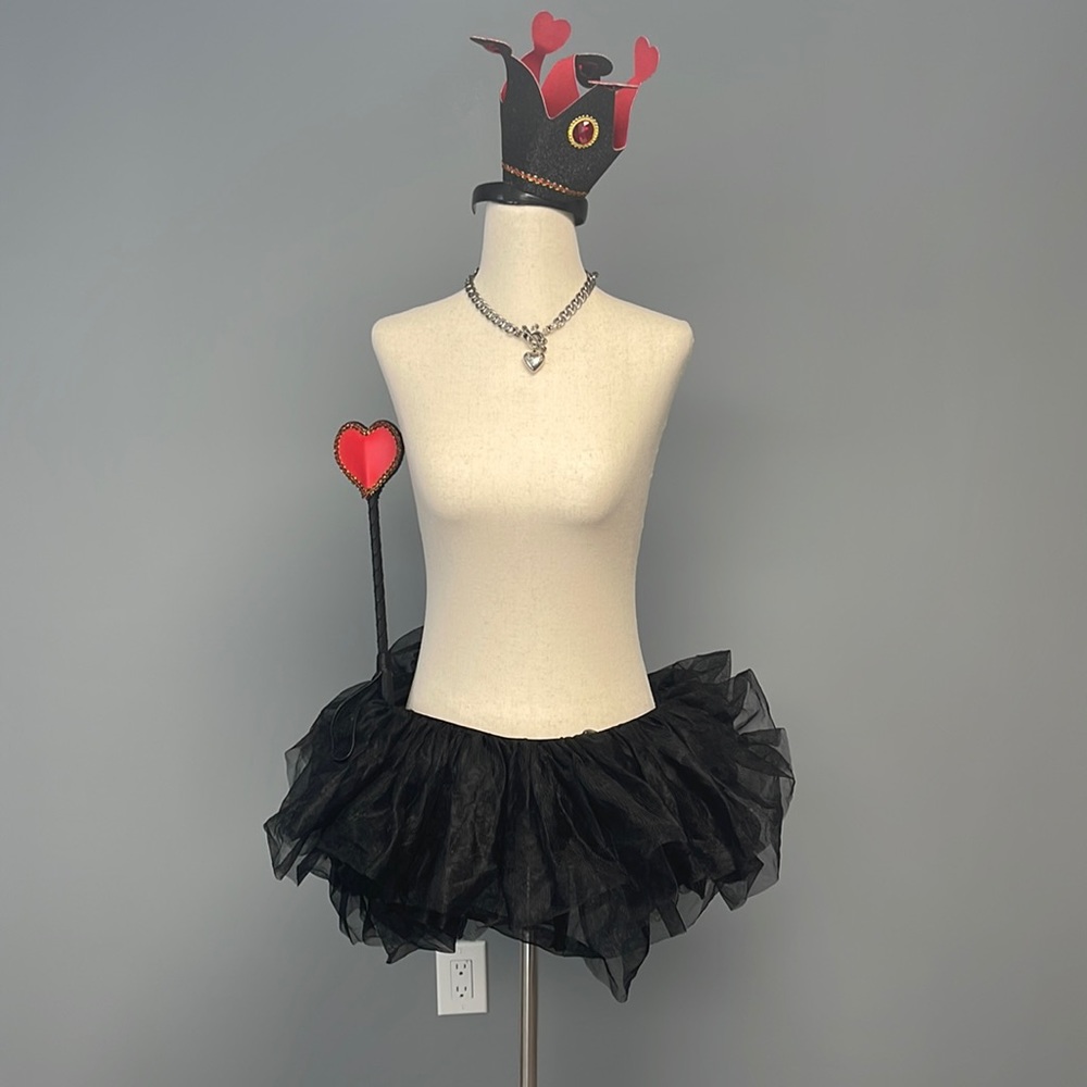 Lover’s Lane Halloween accessories